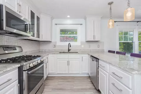 Kitchen - 1717 Cook Dr, Normal, IL 61761 photo 2 of 5