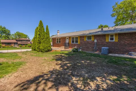 Exterior - 1717 Cook Dr, Normal, IL 61761 photo 8 of 14