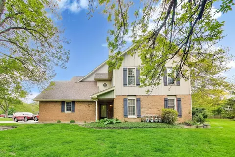 601 Country Ln, Des Plaines, IL 60016