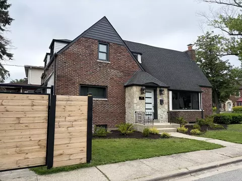 9001 S Claremont Ave, Chicago, IL 60643