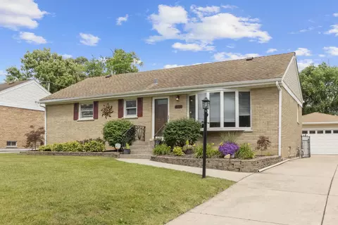 679 N West Rd, Lombard, IL 60148