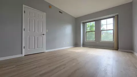 Other - 715 Astor Ln #401, Wheeling, IL 60090 photo 2 of 5