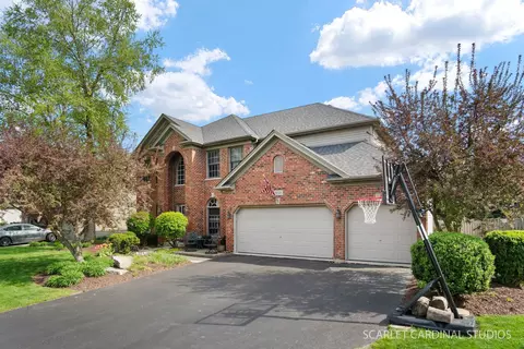 2816 Cordgrass Rd, Naperville, IL 60564