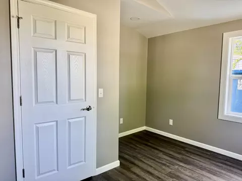 Bedroom - 2703 Main St, Peru, IL 61354 photo 4 of 5
