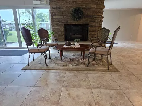 Other - 127 N Wolf Rd #41A, Wheeling, IL 60090 photo 10 of 12