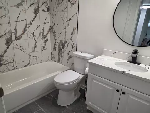 Bath - 127 N Wolf Rd #41A, Wheeling, IL 60090 photo 1 of 6