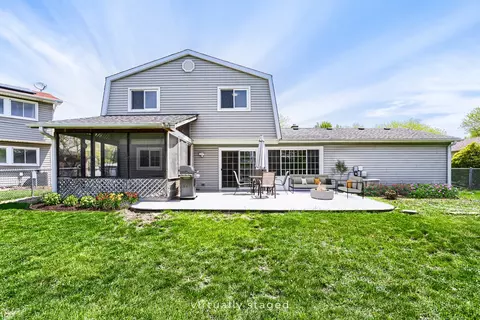 Exterior - 4092 Victoria Dr, Hoffman Estates, IL 60192 photo 2 of 12