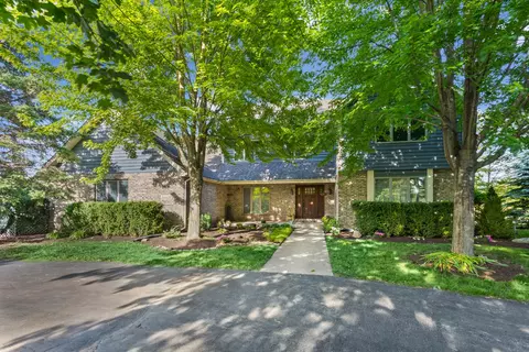 24428 W Park River Ln, Shorewood, IL 60404