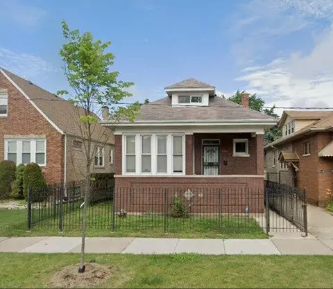 8148 S Blackstone Ave, Chicago, IL 60619