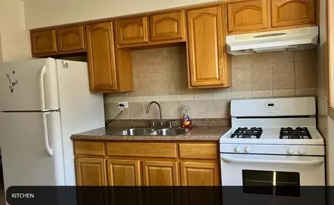 Kitchen - 5330 S 73rd Ct, Summit, IL 60501 photo 4 of 5