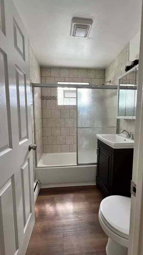 Bath - 5330 S 73rd Ct, Summit, IL 60501 photo 1 of 4