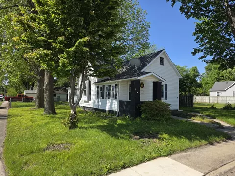 204 W Main St, Westville, IL 61883