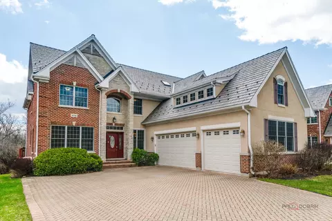 878 Writer Ct, Vernon Hills, IL 60061