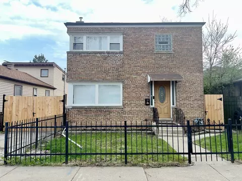 7421 W 64th St, Summit, IL 60501