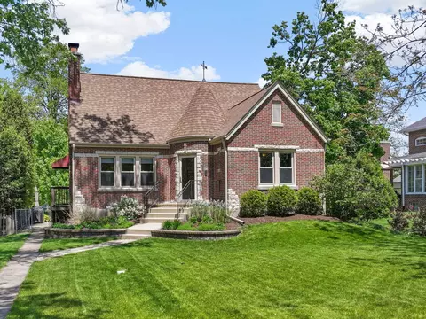 116 E Maple St, Lombard, IL 60148