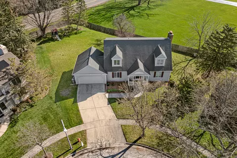 View/Area - 245 Old Forge Rd, Elgin, IL 60123 photo 2 of 5