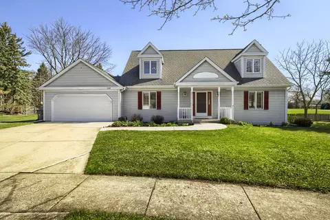 Exterior - 245 Old Forge Rd, Elgin, IL 60123 photo 3 of 10