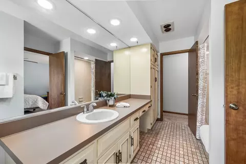 Other - 12 N320 Jackson Dr, Elgin, IL 60124 photo 16 of 25
