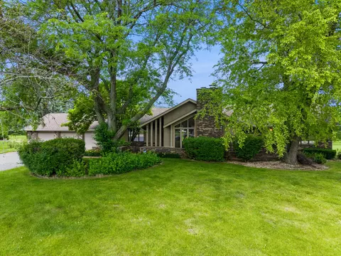 Other - 12 N320 Jackson Dr, Elgin, IL 60124 photo 6 of 25
