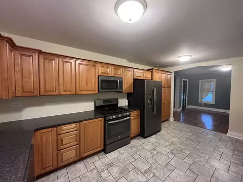 Kitchen - 205 S Jackson St, Gardner, IL 60424 photo 3 of 3