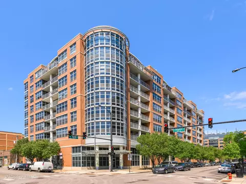 1200 W Monroe St #413, Chicago, IL 60607