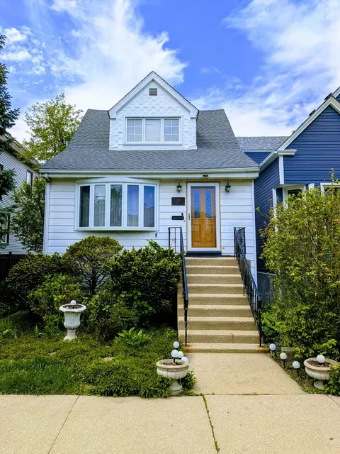 4330 N Avers Ave, Chicago, IL 60618