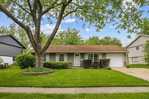 412 Krause Ave, Streamwood, IL 60107