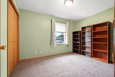 1303 Kenneth Dr, Bloomington, IL 61704 photo 16
