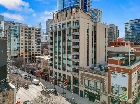 744 N Clark St #705, Chicago, IL 60654