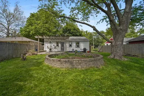 Exterior - 505 E Poplar St, Normal, IL 61761 photo 7 of 7