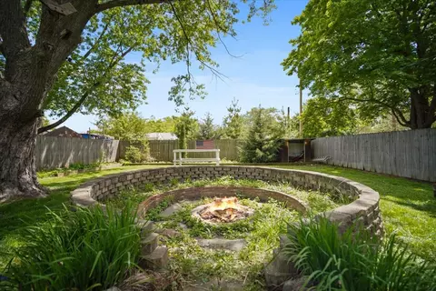 Exterior - 505 E Poplar St, Normal, IL 61761 photo 5 of 7