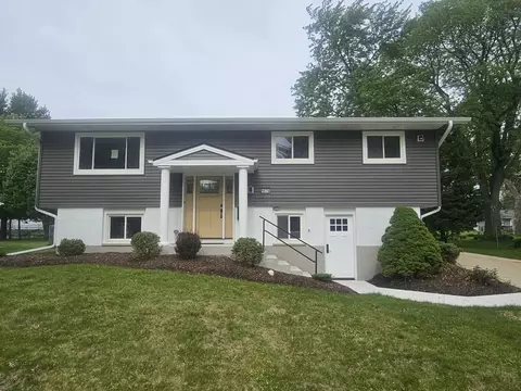 1570 Jefferson Rd, Hoffman Estates, IL 60169