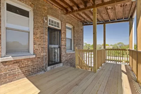 Exterior - 5319 S Indiana Ave, Chicago, IL 60615 photo 5 of 5