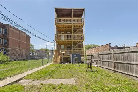Exterior - 5319 S Indiana Ave, Chicago, IL 60615 photo 2 of 5