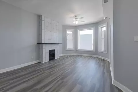 Living - 5319 S Indiana Ave, Chicago, IL 60615 photo 1 of 4