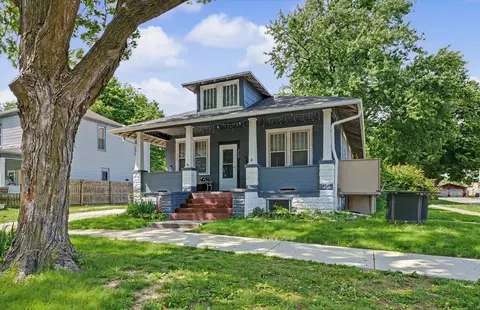 212 E Hill St, Champaign, IL 61820