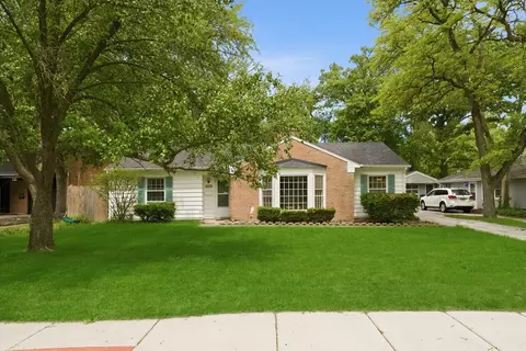 350 Oakwood St, Park Forest, IL 60466