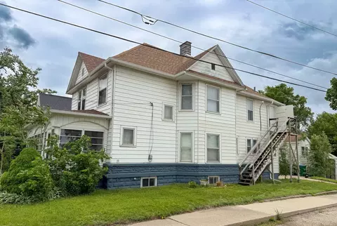 Exterior - 308 E 2nd St, Rock Falls, IL 61071 photo 3 of 10