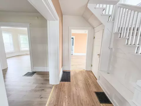 Entry Way - 308 E 2nd St, Rock Falls, IL 61071 photo 1 of 7
