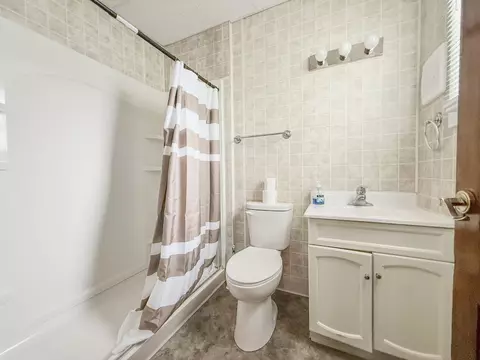 Bath - 308 E 2nd St, Rock Falls, IL 61071 photo 6 of 6