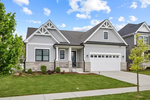 906 Cartwright Ln, Schaumburg, IL 60193