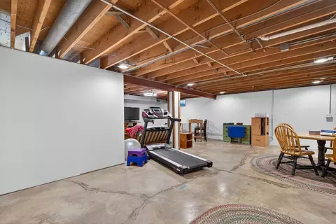 Other - 223 Willow Ln, Geneva, IL 60134 photo 5 of 11