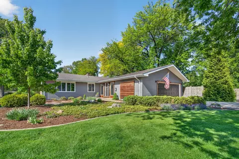 Exterior - 223 Willow Ln, Geneva, IL 60134 photo 13 of 14