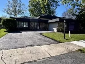 532 S Blackstone Ave, Glenwood, IL 60425