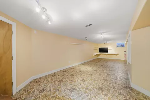 Other - 1620 Manor Oaks Dr, Plainfield, IL 60586 photo 10 of 13