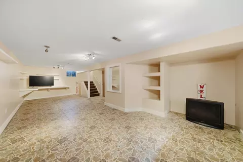 Other - 1620 Manor Oaks Dr, Plainfield, IL 60586 photo 9 of 13