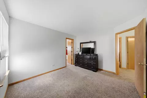 Bedroom - 1620 Manor Oaks Dr, Plainfield, IL 60586 photo 3 of 3