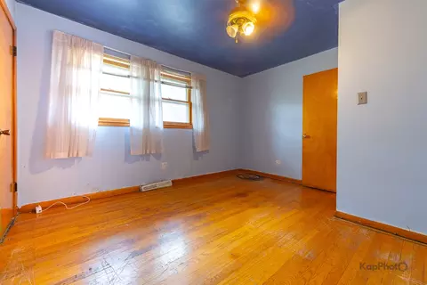 Bedroom - 15214 Evers St, Dolton, IL 60419 photo 3 of 6