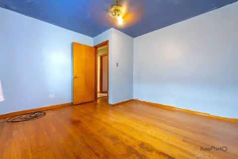 Bedroom - 15214 Evers St, Dolton, IL 60419 photo 2 of 6
