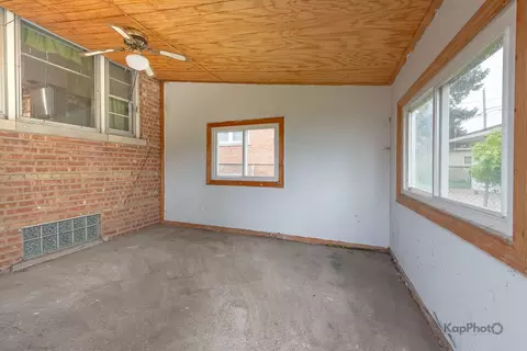 Exterior - 15214 Evers St, Dolton, IL 60419 photo 2 of 5